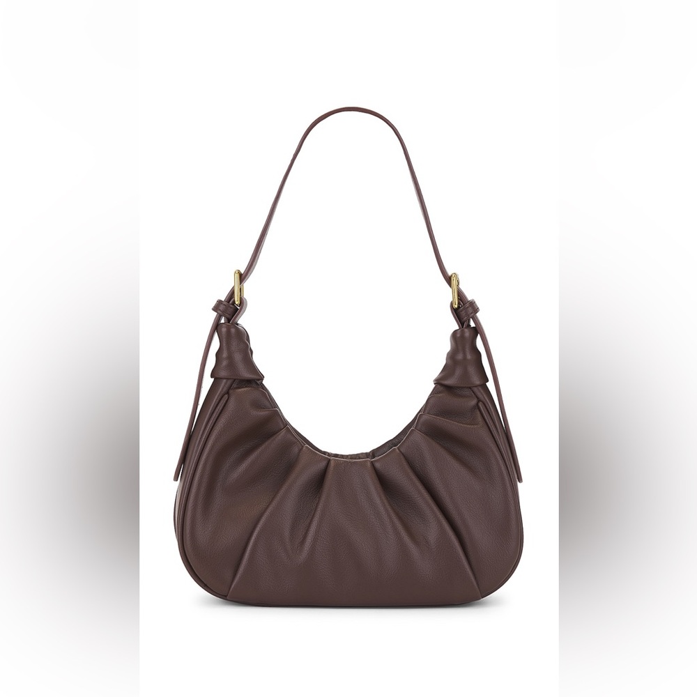 Daphne in Brown Bag